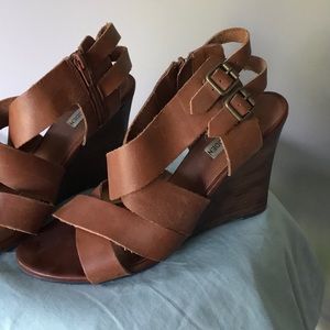 Steve Madden wedges